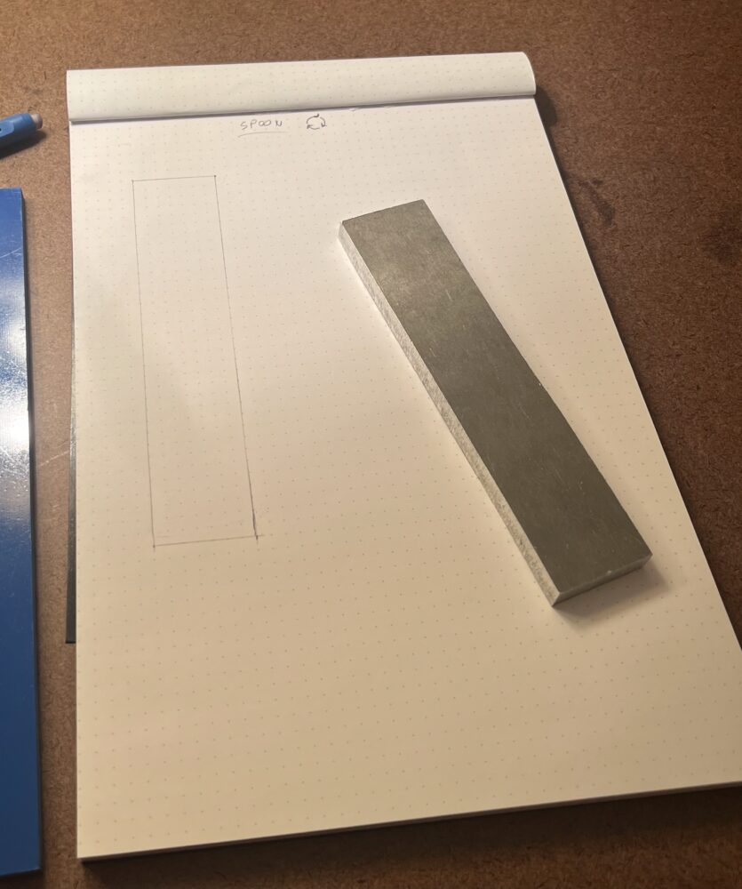 Picture of the aluminum bar on my sketchbook (2)